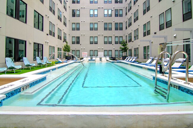 Foto del edificio - 4204 Greeley St