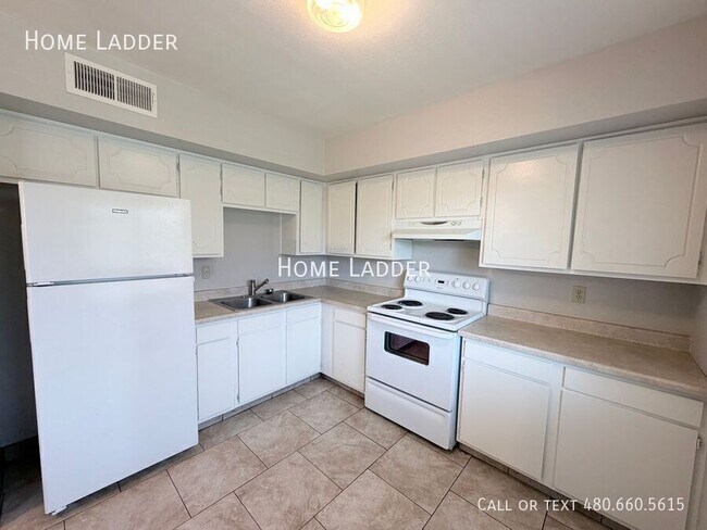 Foto del edificio - 501 E 8th Ave