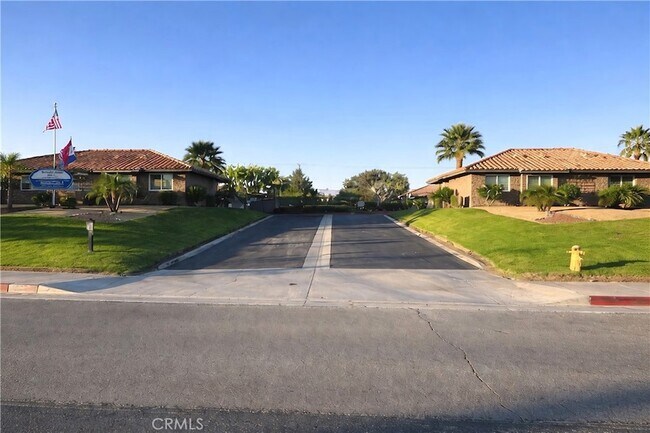 Foto del edificio - 79400 Ave 42