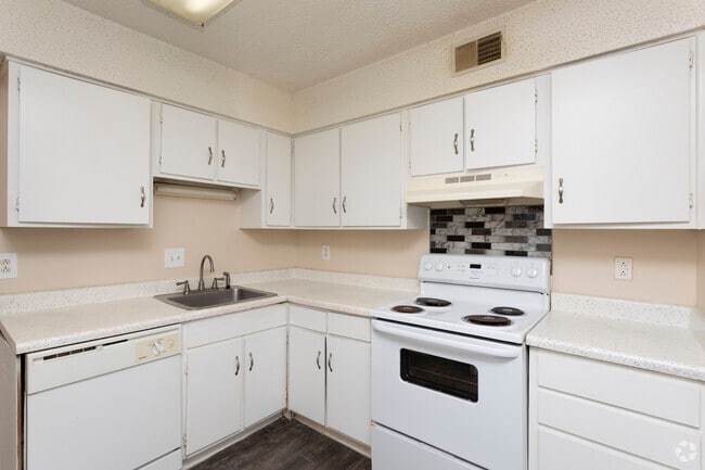 Interior Photo - Harbour Landing