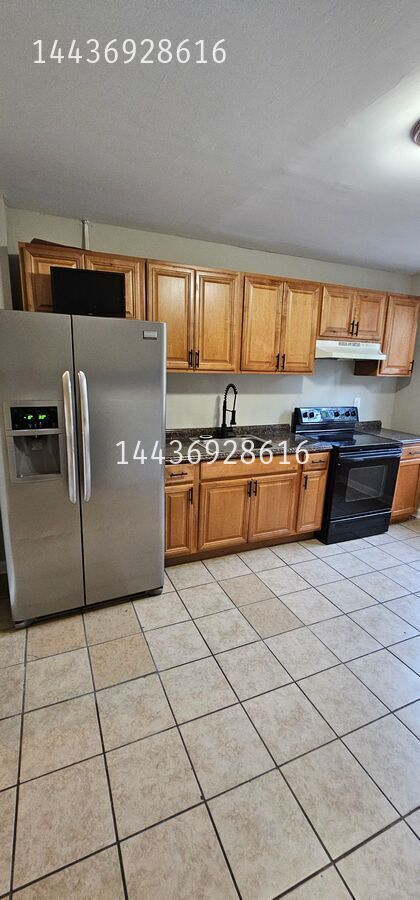 Building Photo - 2650 Wilkens Ave