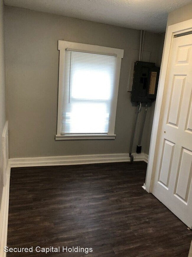 Building Photo - 2 br, 1 bath House - 305 Stelton Rd