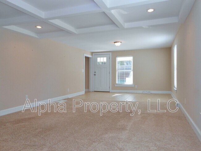 Building Photo - 111 Tubbs Mountain Rd