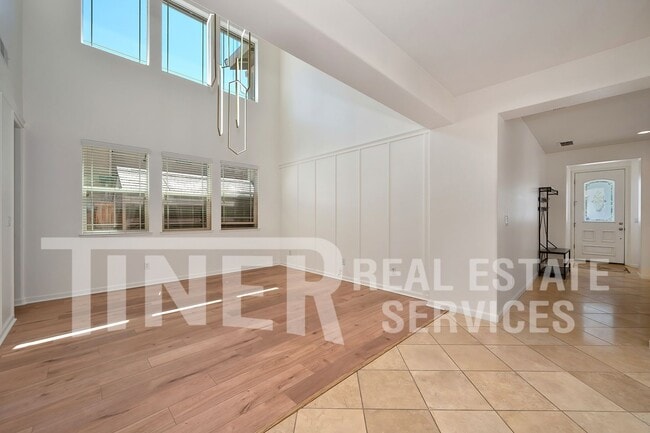 Foto del edificio - 2469 Kinsella Way