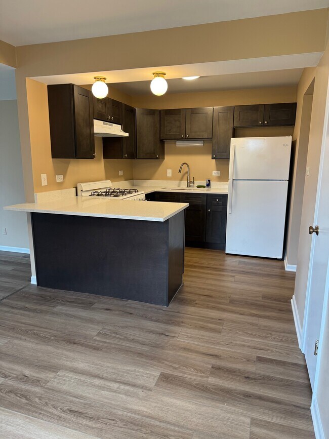 Foto del edificio - 9731 S 90th Ave