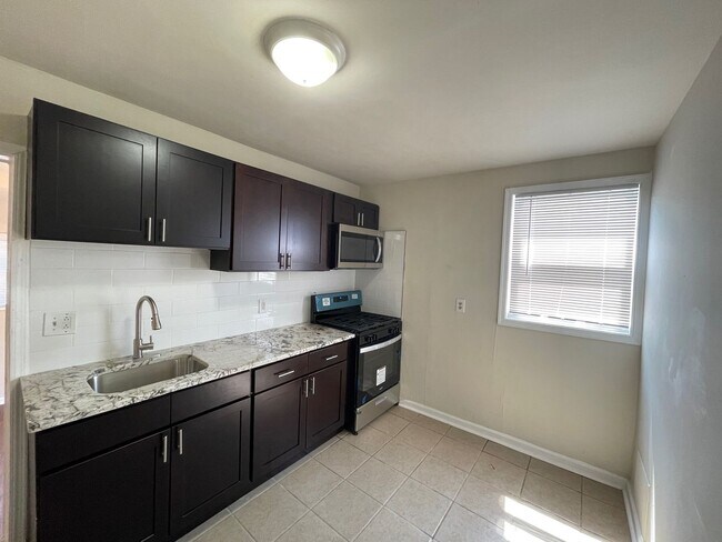 Foto del edificio - 9413 Bustleton Ave