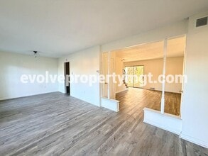 Building Photo - 3886 Camelia Cove