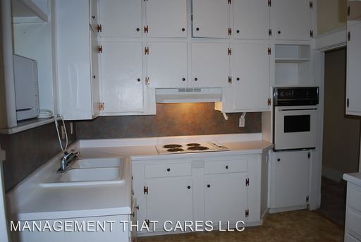 Building Photo - 2304 York Ave