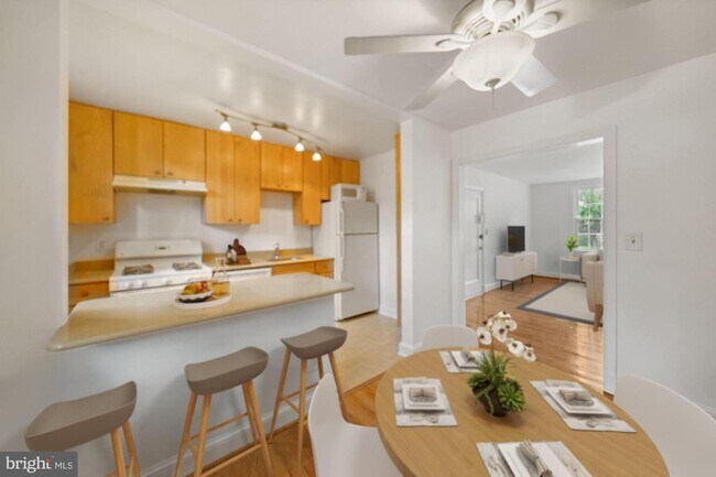 Building Photo - 2714 Ordway St NW