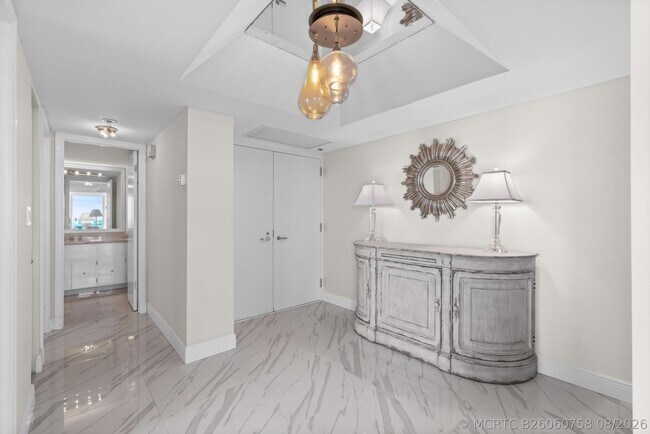 Foto del edificio - 5550 N Ocean Dr