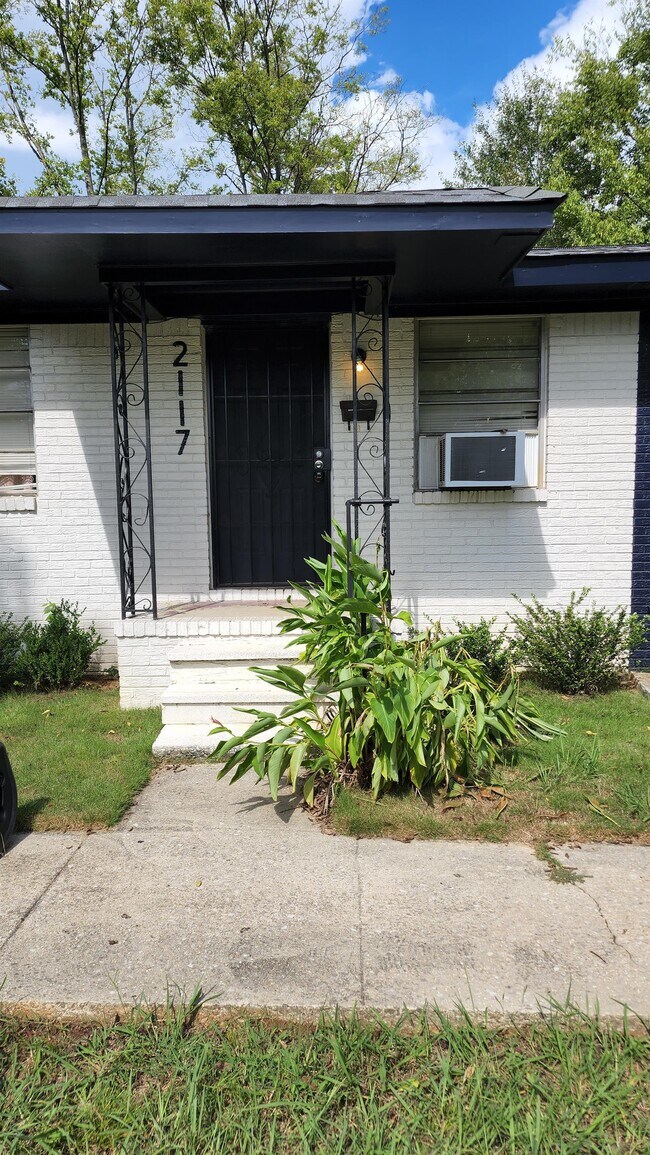 Foto del edificio - 2117 23rd St N