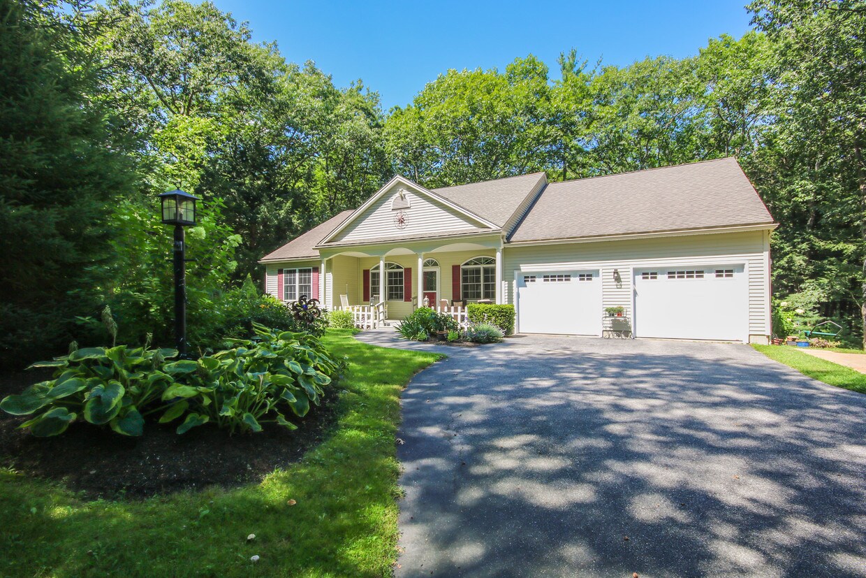 6 Cartier Cir, Saco, ME 04072 House Rental in Saco, ME