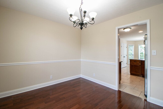 Building Photo - 1398 Bruceton Dr