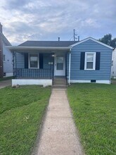 Building Photo - 2415 Jerden Ave