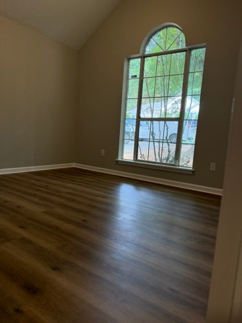 Foto del edificio - 5807 Timber Falls Pl NW