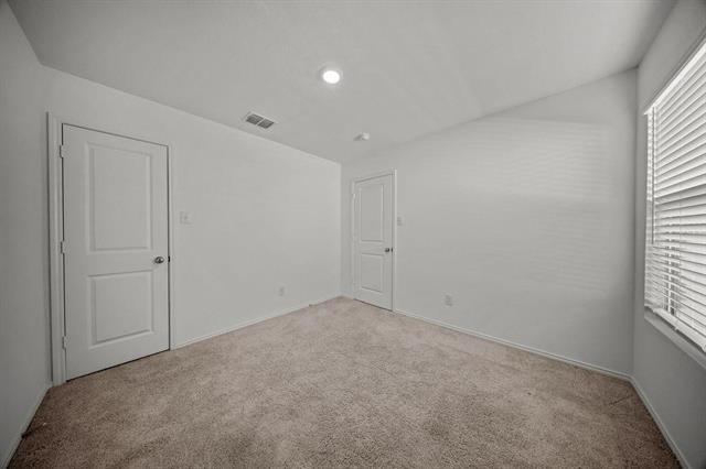 Building Photo - 2402 Mobile St