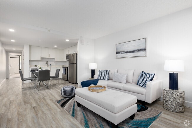 1BR, 1BA - 720SF - Welcome to Champions Village – Your Perfect Kissimmee Home!