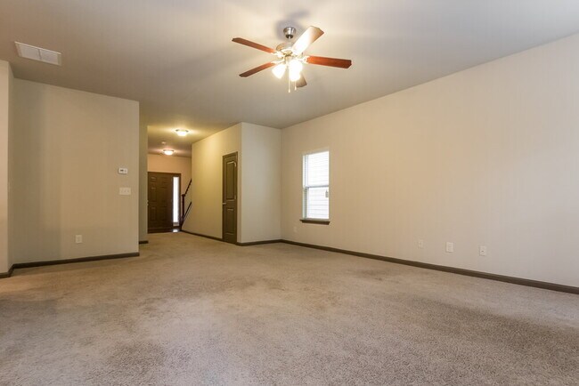 Building Photo - 651 Sweet Ashley Way