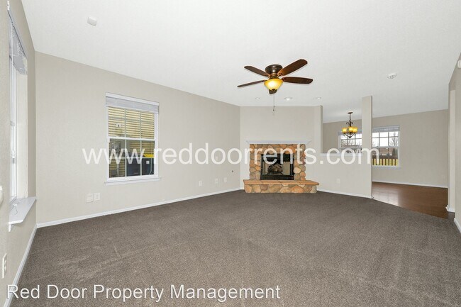 Building Photo - 3 br, 2.5 bath House - 14446 Forsythia Lane