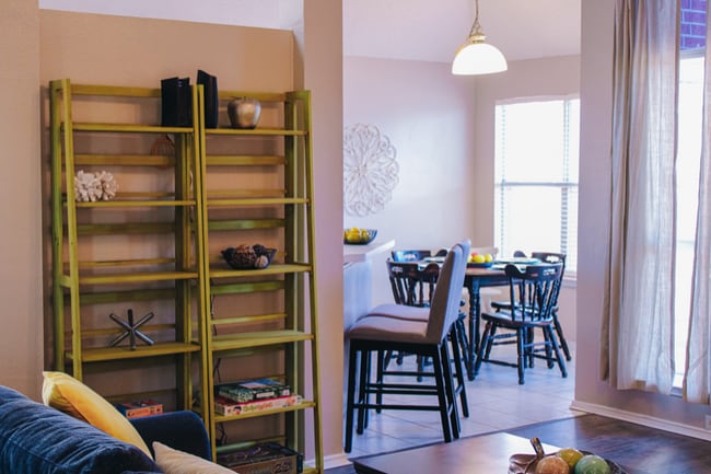 Foto del edificio - 2610 Wandering Oak Dr