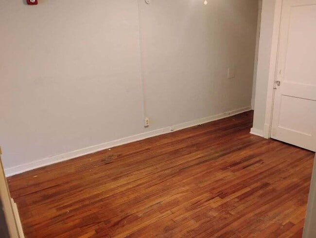 Photo - 706 Chickamauga Ave Apartment