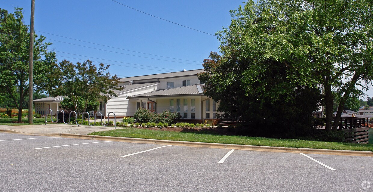 Building Photo - 2709 Fraternity Ct