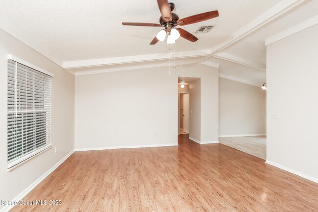 Foto del edificio - 1054 Fairplay Ave NW