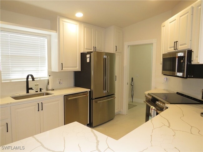 Building Photo - 4191 St George Ln