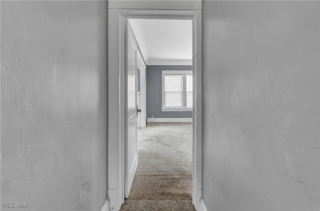 Building Photo - 1290 Hall Ave