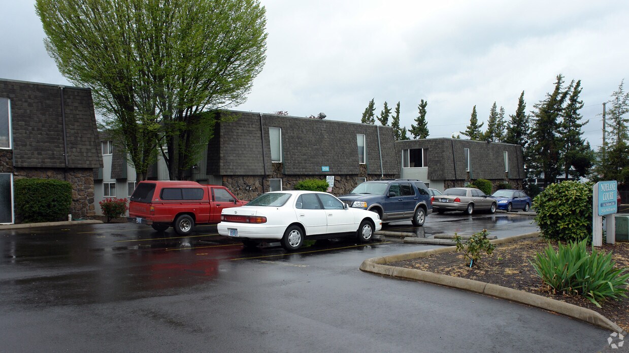 Building Photo - Noelane Court