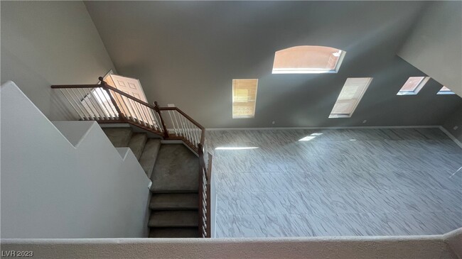Building Photo - 121 Whitney Breeze Ave