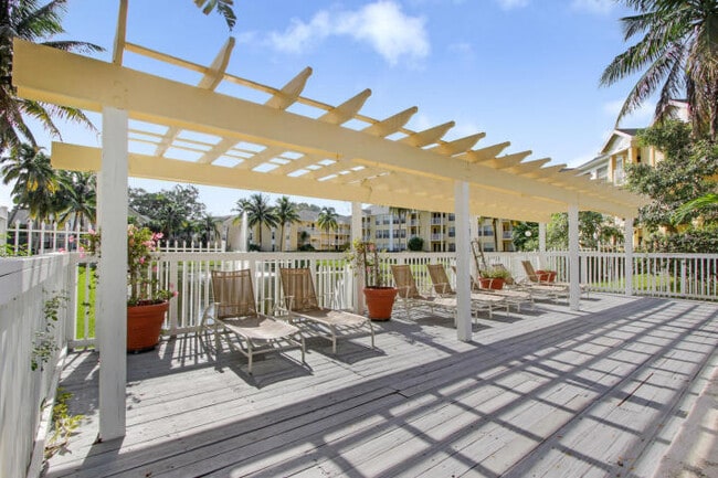 Building Photo - 6299 La Costa Dr