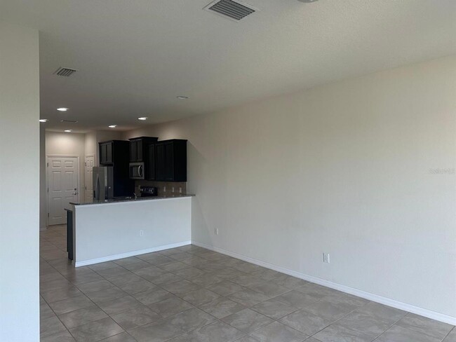Foto del edificio - 9136 Hillcroft Dr