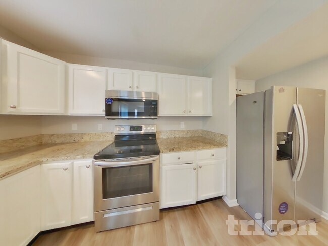 Foto del edificio - 5537 Burning Tree Ct