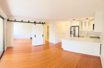 Building Photo - 2140 Kuhio Ave.