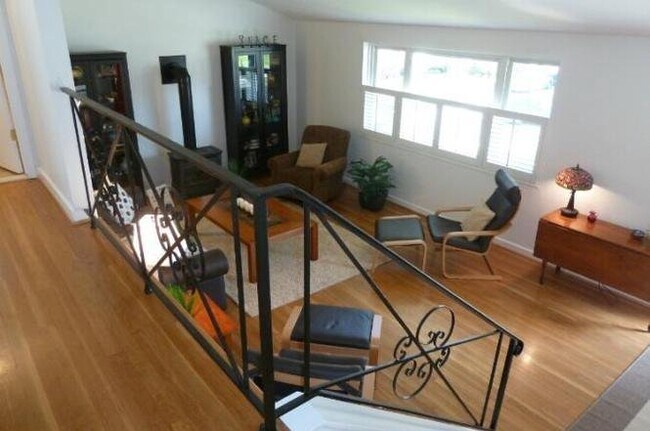 Foto del edificio - 12908 Bluhill Rd
