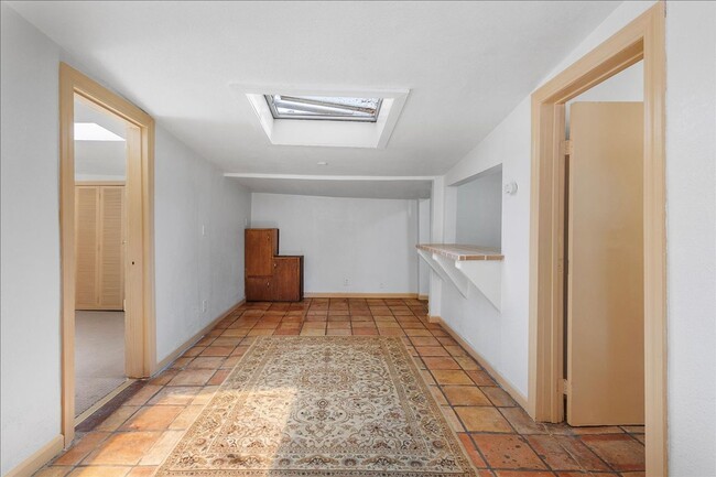 Foto del edificio - 2308 Woolsey St