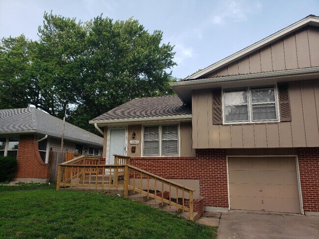 Foto del edificio - 12922 Beacon Ave
