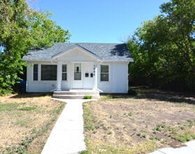Building Photo - 1006 W 30th St