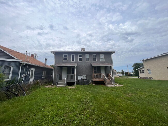Foto del edificio - HM 1520/1522 8th Ave- PENDING SALE KATY GL...