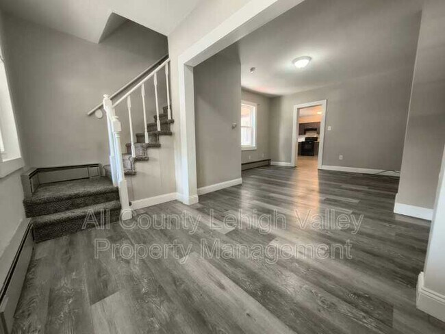 Foto del edificio - 639 Washington St