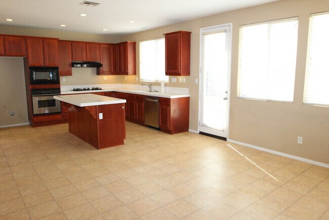Foto del edificio - Coming Soon! 5/3 Rancho Cucamonga estate f...