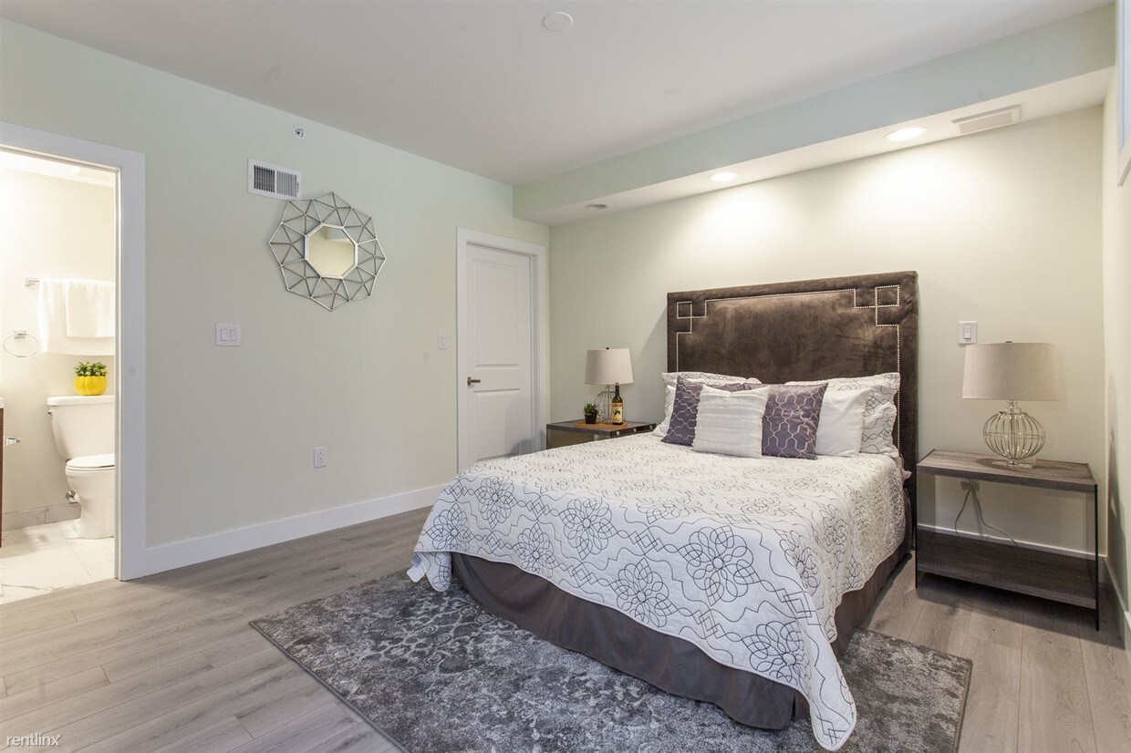 2 br, 2 bath - 1533-39 PARRISH ST Unit 4E - 2 br, 2 bath  - 1533-39 PARRISH ST Unit 4E
