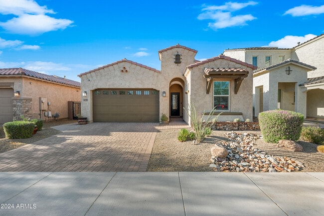 Building Photo - 3258 E Tina Dr