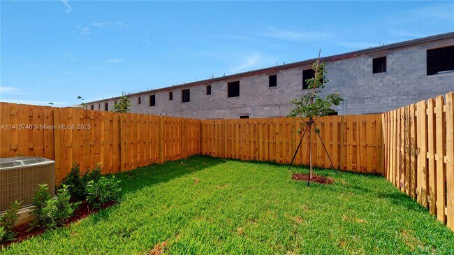 Foto del edificio - 11884 SW 245th Ter