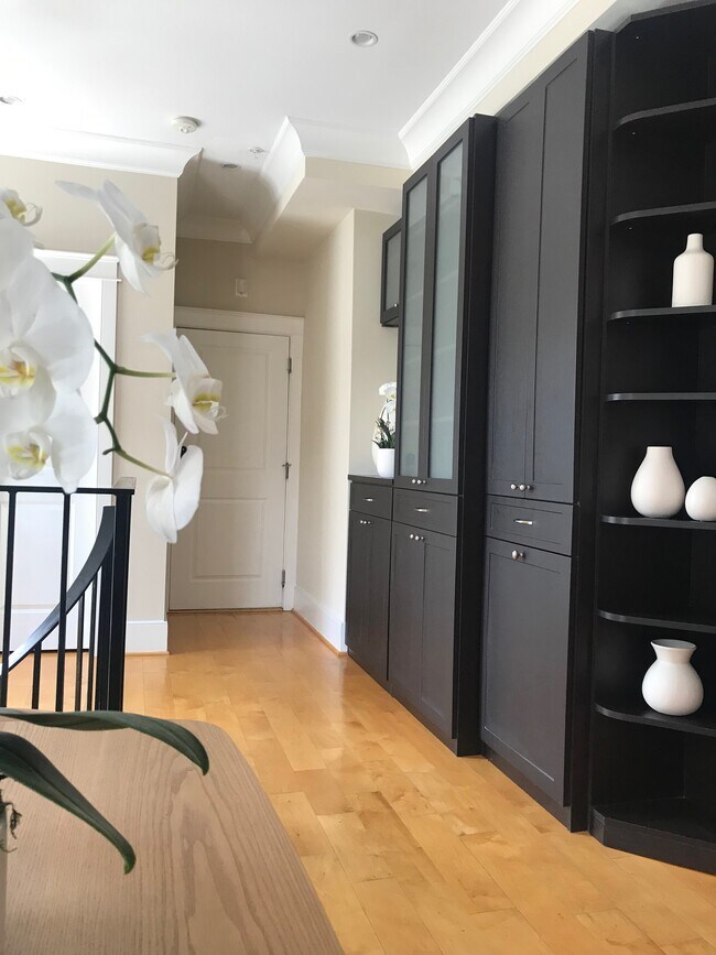 Foto del edificio - 703 6th St NW