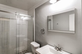 Building Photo - 2256 Gemini St