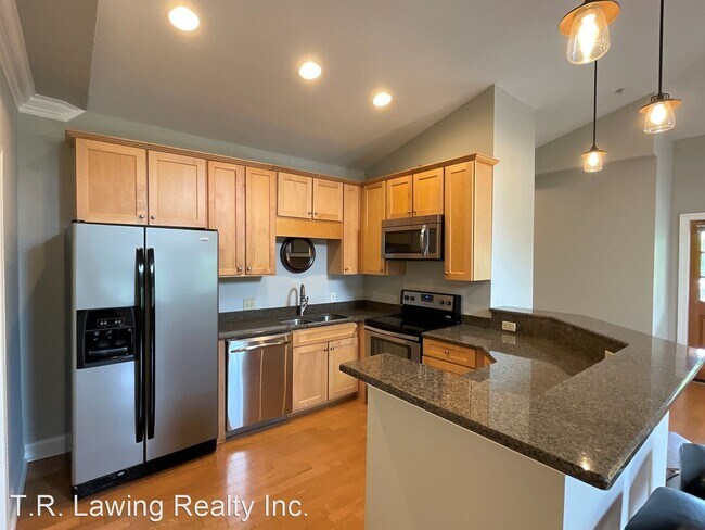 Building Photo - 3 br, 2 bath House - 127 South Summit Avenue