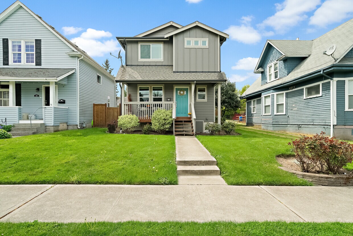 1112 S Prospect St, WA 98405 House Rental in WA