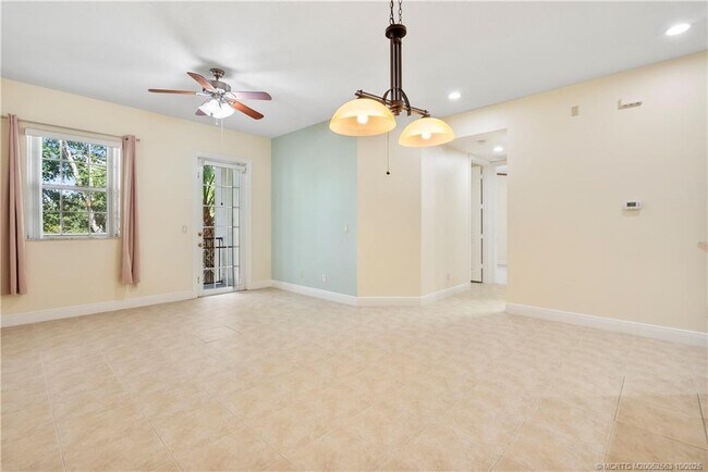 Foto del edificio - 10560 SW Stephanie Way